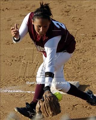Thumbnail 3 in Paramount vs. Dos Pueblos (D4 Sec. Final) photogallery.