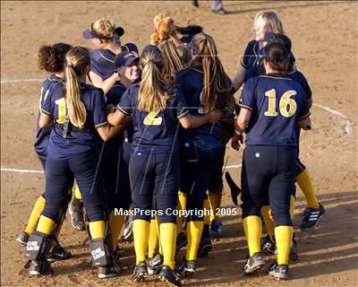 Thumbnail 3 in Paramount vs. Dos Pueblos (D4 Sec. Final) photogallery.