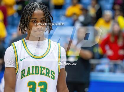 Thumbnail 3 in Richmond vs Myers Park (NCHSAA 4A Final - Awards) photogallery.