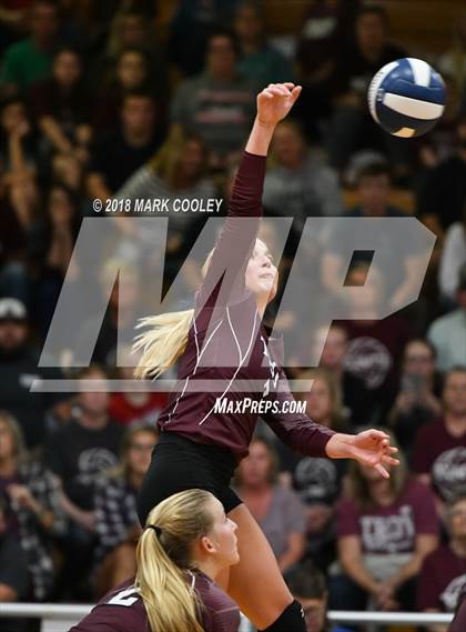 Thumbnail 1 in Troy vs. West (UIL 3A Regional Quarterfinal) photogallery.