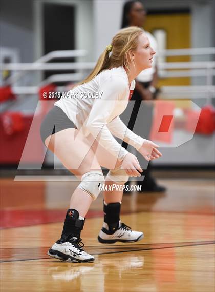 Thumbnail 3 in Troy vs. West (UIL 3A Regional Quarterfinal) photogallery.