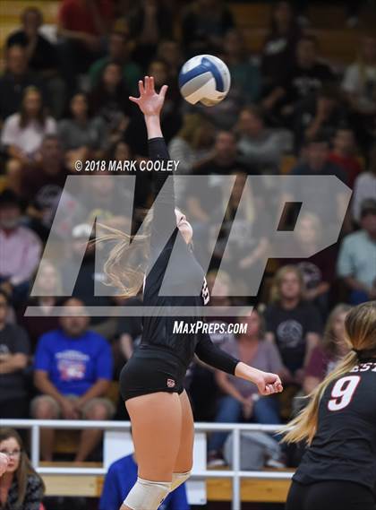 Thumbnail 2 in Troy vs. West (UIL 3A Regional Quarterfinal) photogallery.