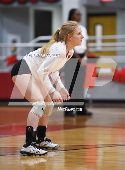 Thumbnail 2 in Troy vs. West (UIL 3A Regional Quarterfinal) photogallery.