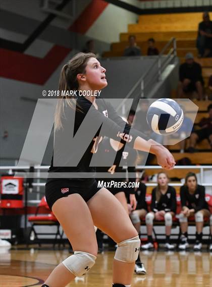 Thumbnail 1 in Troy vs. West (UIL 3A Regional Quarterfinal) photogallery.
