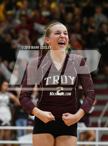 Thumbnail 2 in Troy vs. West (UIL 3A Regional Quarterfinal) photogallery.