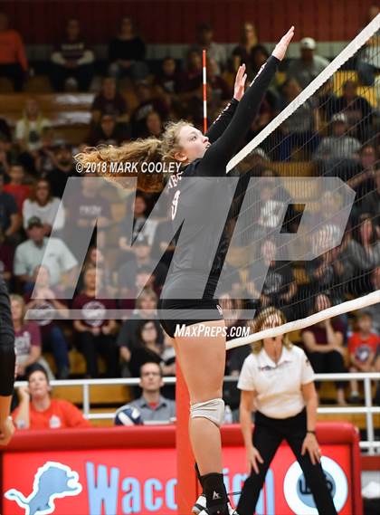Thumbnail 1 in Troy vs. West (UIL 3A Regional Quarterfinal) photogallery.