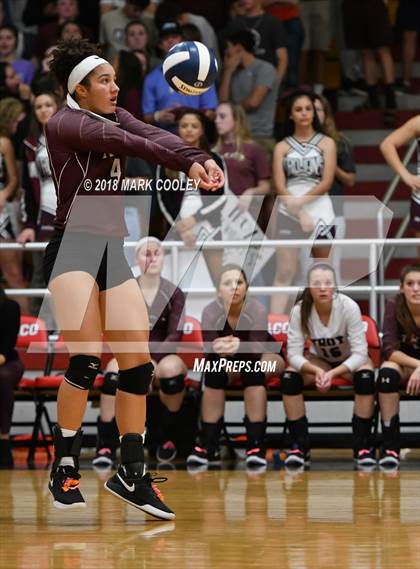 Thumbnail 2 in Troy vs. West (UIL 3A Regional Quarterfinal) photogallery.