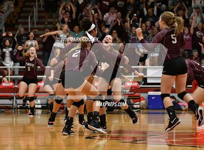 Thumbnail 3 in Troy vs. West (UIL 3A Regional Quarterfinal) photogallery.