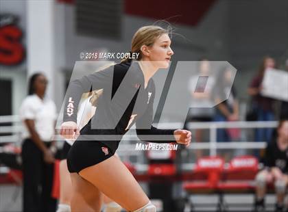 Thumbnail 2 in Troy vs. West (UIL 3A Regional Quarterfinal) photogallery.