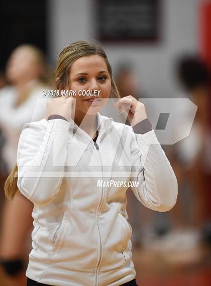 Thumbnail 1 in Troy vs. West (UIL 3A Regional Quarterfinal) photogallery.