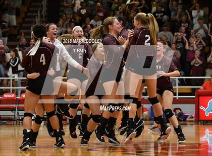 Thumbnail 2 in Troy vs. West (UIL 3A Regional Quarterfinal) photogallery.