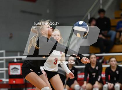 Thumbnail 1 in Troy vs. West (UIL 3A Regional Quarterfinal) photogallery.
