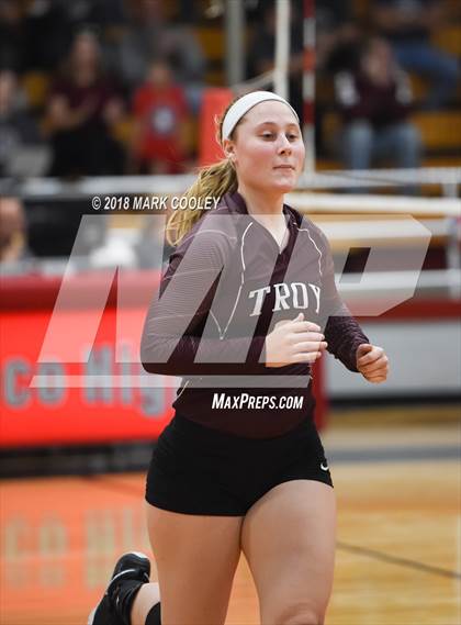 Thumbnail 2 in Troy vs. West (UIL 3A Regional Quarterfinal) photogallery.