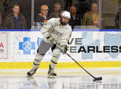 Thumbnail 3 in Williamsville North vs. Mamaroneck  (NYSPHSAA Division I Semifinal) photogallery.