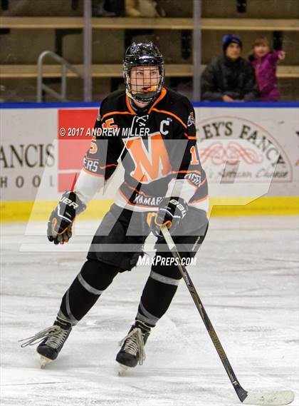 Thumbnail 1 in Williamsville North vs. Mamaroneck  (NYSPHSAA Division I Semifinal) photogallery.