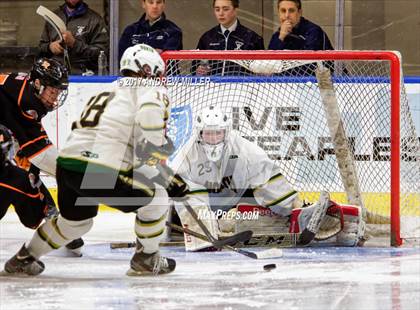 Thumbnail 2 in Williamsville North vs. Mamaroneck  (NYSPHSAA Division I Semifinal) photogallery.