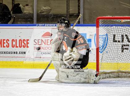 Thumbnail 2 in Williamsville North vs. Mamaroneck  (NYSPHSAA Division I Semifinal) photogallery.