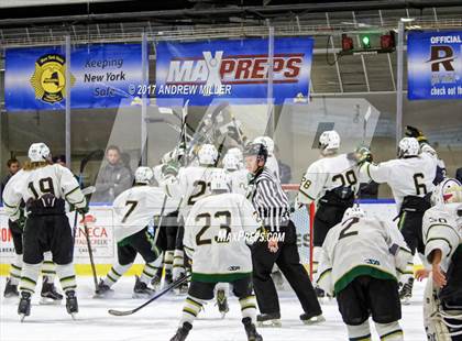 Thumbnail 1 in Williamsville North vs. Mamaroneck  (NYSPHSAA Division I Semifinal) photogallery.