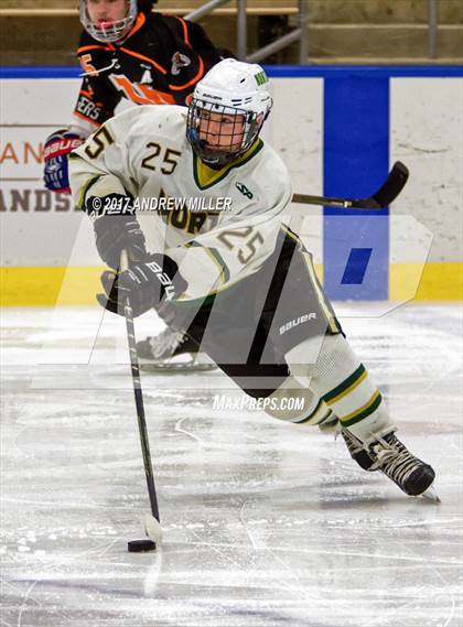 Thumbnail 1 in Williamsville North vs. Mamaroneck  (NYSPHSAA Division I Semifinal) photogallery.