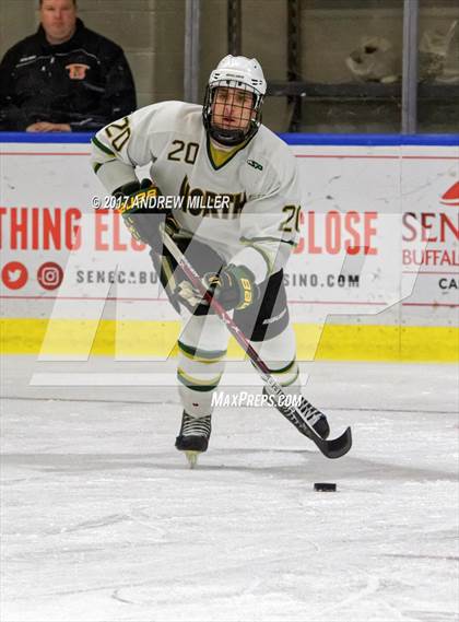 Thumbnail 1 in Williamsville North vs. Mamaroneck  (NYSPHSAA Division I Semifinal) photogallery.