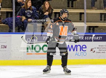 Thumbnail 3 in Williamsville North vs. Mamaroneck  (NYSPHSAA Division I Semifinal) photogallery.