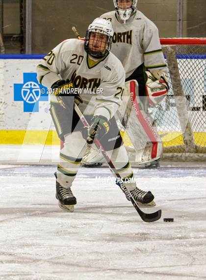 Thumbnail 2 in Williamsville North vs. Mamaroneck  (NYSPHSAA Division I Semifinal) photogallery.