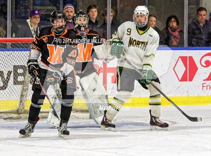 Thumbnail 2 in Williamsville North vs. Mamaroneck  (NYSPHSAA Division I Semifinal) photogallery.