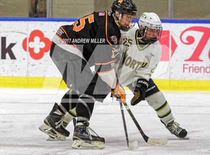 Thumbnail 3 in Williamsville North vs. Mamaroneck  (NYSPHSAA Division I Semifinal) photogallery.