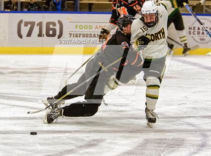 Thumbnail 3 in Williamsville North vs. Mamaroneck  (NYSPHSAA Division I Semifinal) photogallery.