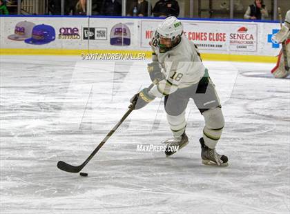 Thumbnail 2 in Williamsville North vs. Mamaroneck  (NYSPHSAA Division I Semifinal) photogallery.