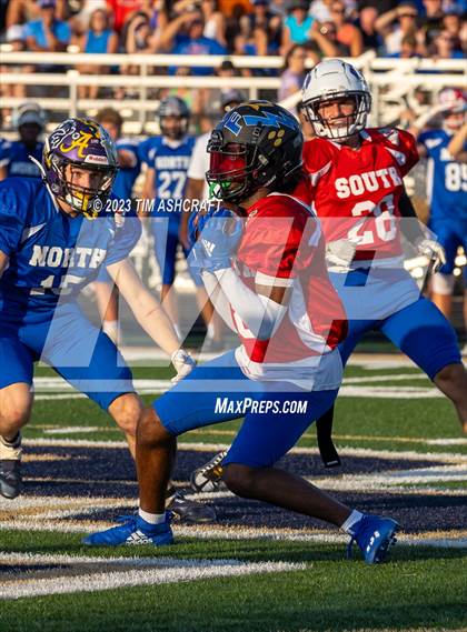 Thumbnail 2 in Murat Shrine North South Football Classic photogallery.