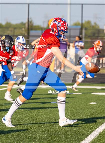 Thumbnail 1 in Murat Shrine North South Football Classic photogallery.
