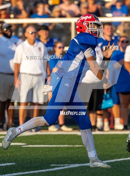 Thumbnail 2 in Murat Shrine North South Football Classic photogallery.