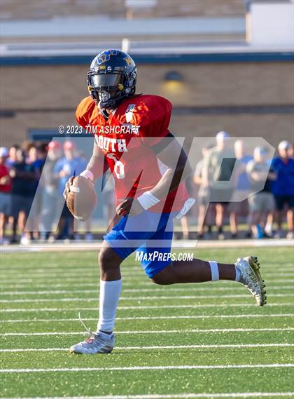 Thumbnail 2 in Murat Shrine North South Football Classic photogallery.