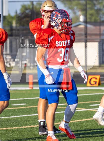 Thumbnail 2 in Murat Shrine North South Football Classic photogallery.