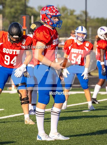 Thumbnail 1 in Murat Shrine North South Football Classic photogallery.