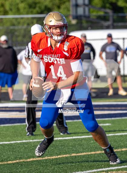 Thumbnail 1 in Murat Shrine North South Football Classic photogallery.