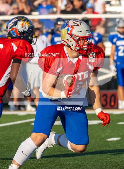 Thumbnail 1 in Murat Shrine North South Football Classic photogallery.