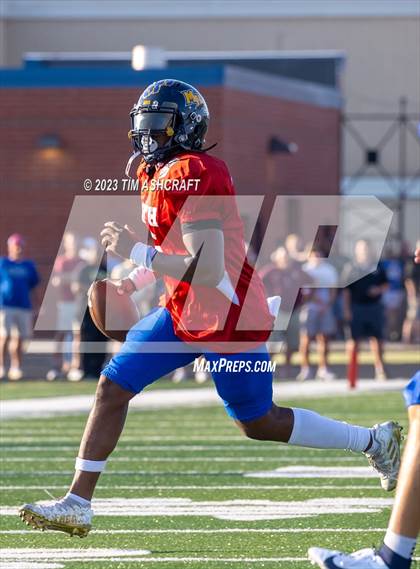 Thumbnail 1 in Murat Shrine North South Football Classic photogallery.