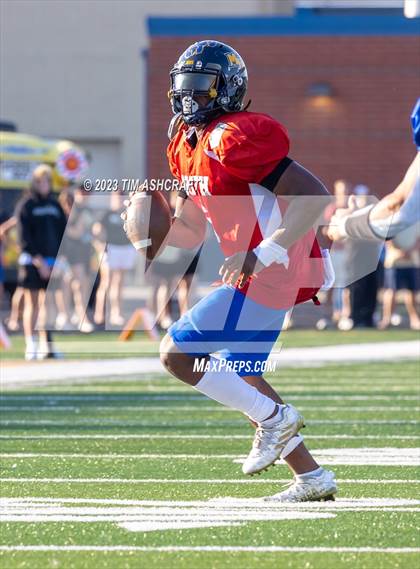 Thumbnail 2 in Murat Shrine North South Football Classic photogallery.