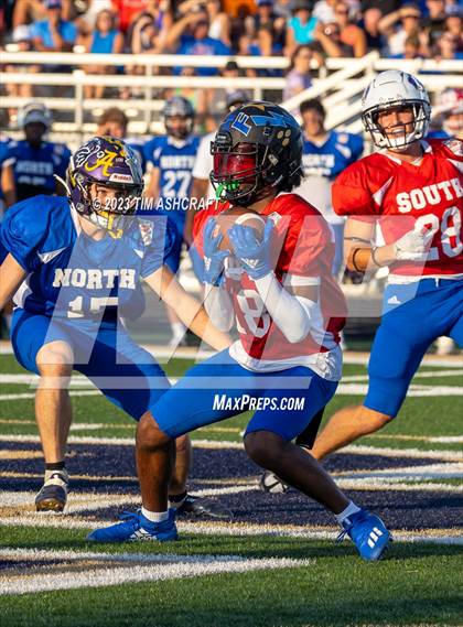 Thumbnail 3 in Murat Shrine North South Football Classic photogallery.