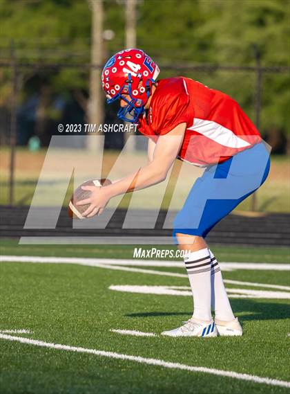 Thumbnail 3 in Murat Shrine North South Football Classic photogallery.