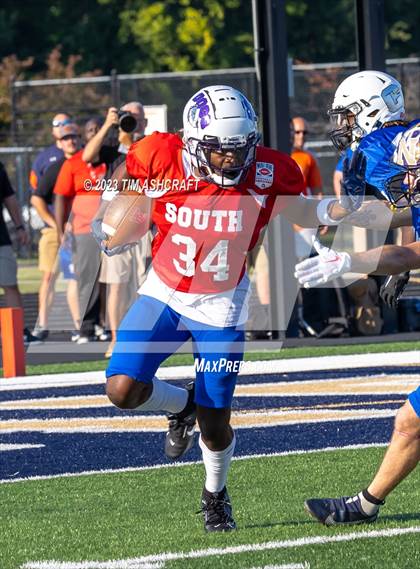 Thumbnail 1 in Murat Shrine North South Football Classic photogallery.