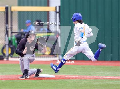 Thumbnail 3 in Comanche @ Brock photogallery.
