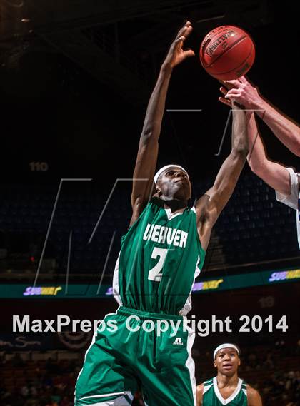 Thumbnail 3 in Weaver vs. East Catholic (CIAC Class M Final) photogallery.