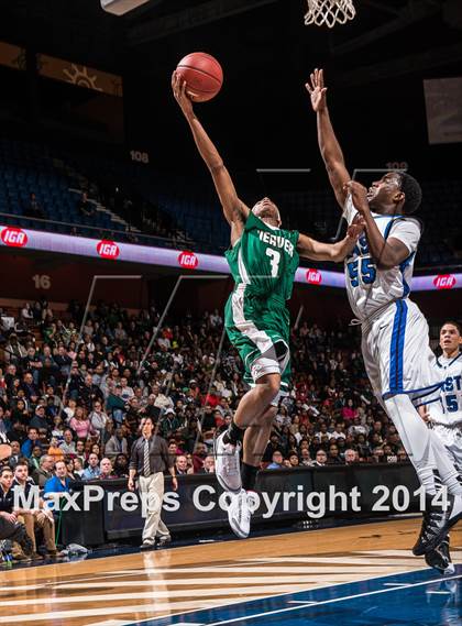 Thumbnail 3 in Weaver vs. East Catholic (CIAC Class M Final) photogallery.