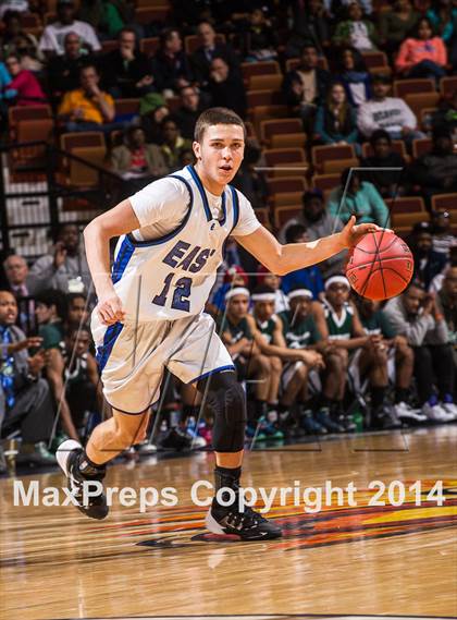 Thumbnail 1 in Weaver vs. East Catholic (CIAC Class M Final) photogallery.