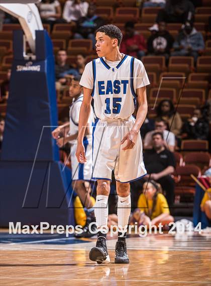 Thumbnail 2 in Weaver vs. East Catholic (CIAC Class M Final) photogallery.