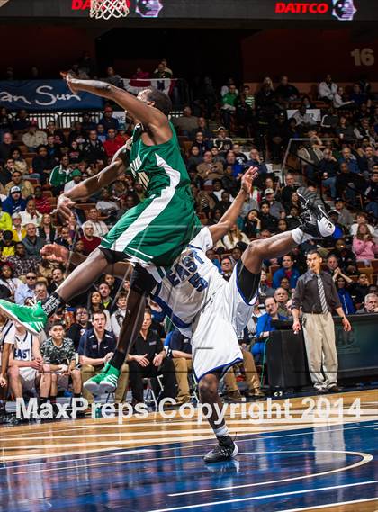 Thumbnail 1 in Weaver vs. East Catholic (CIAC Class M Final) photogallery.