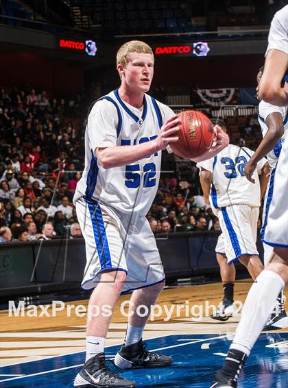 Thumbnail 3 in Weaver vs. East Catholic (CIAC Class M Final) photogallery.